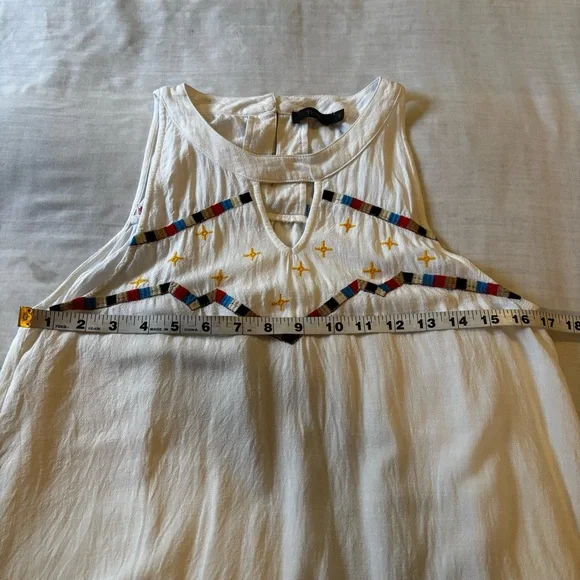 THML Women’s Sz S Linen blend White Embroidered Sleeveless blouse - Picture 7 of 10